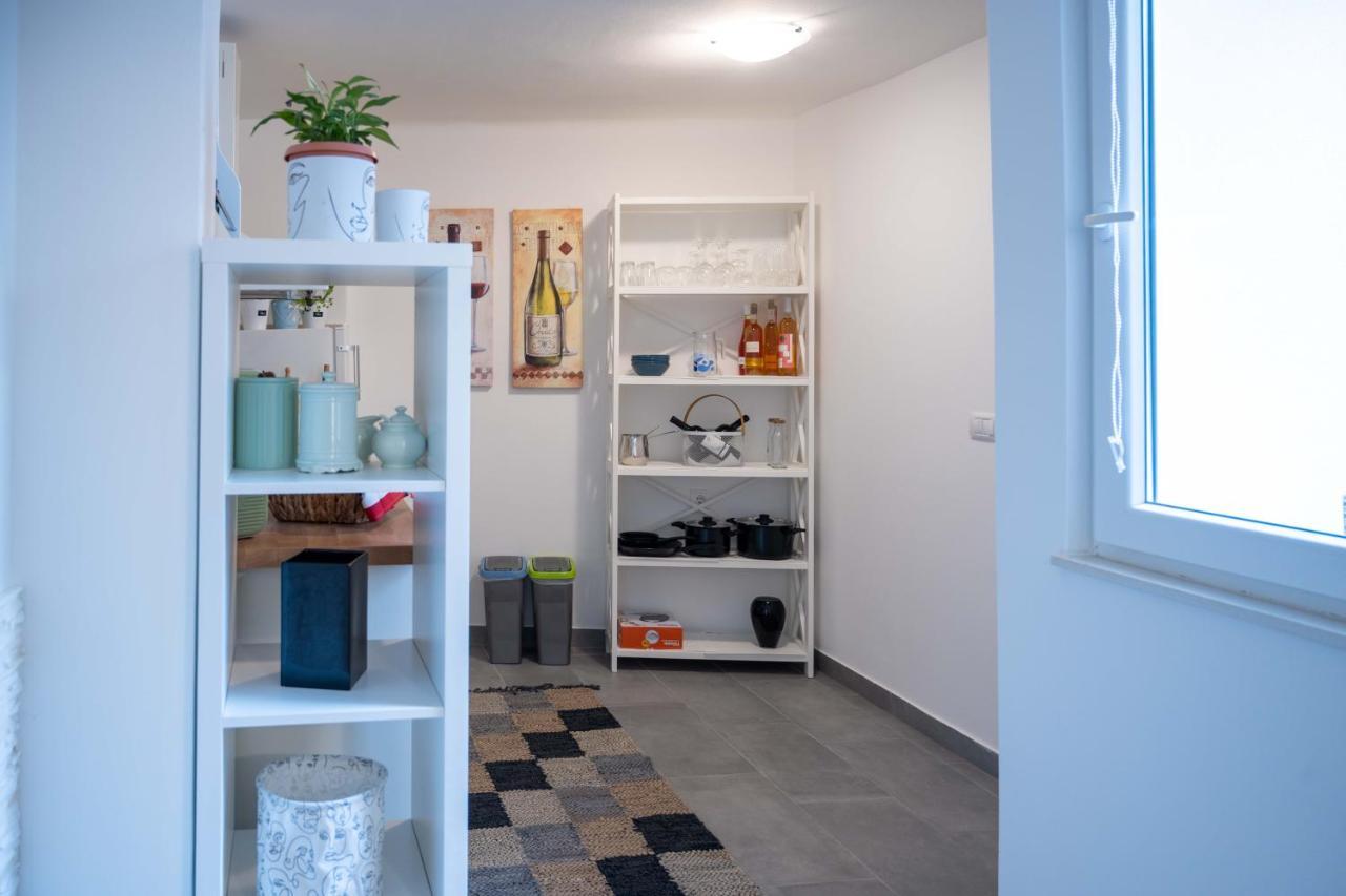 Apartment Montona Pula Eksteriør billede