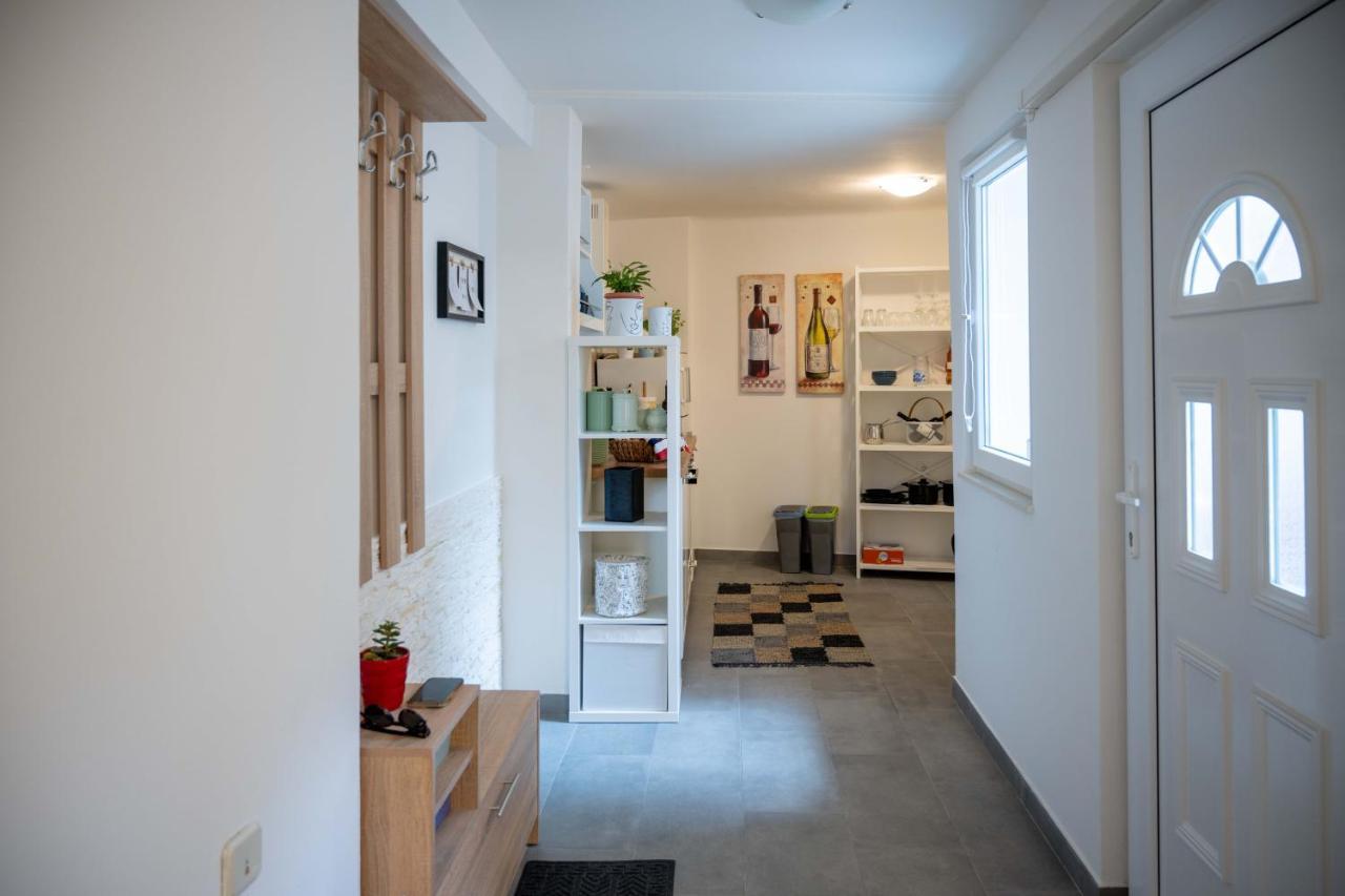 Apartment Montona Pula Eksteriør billede